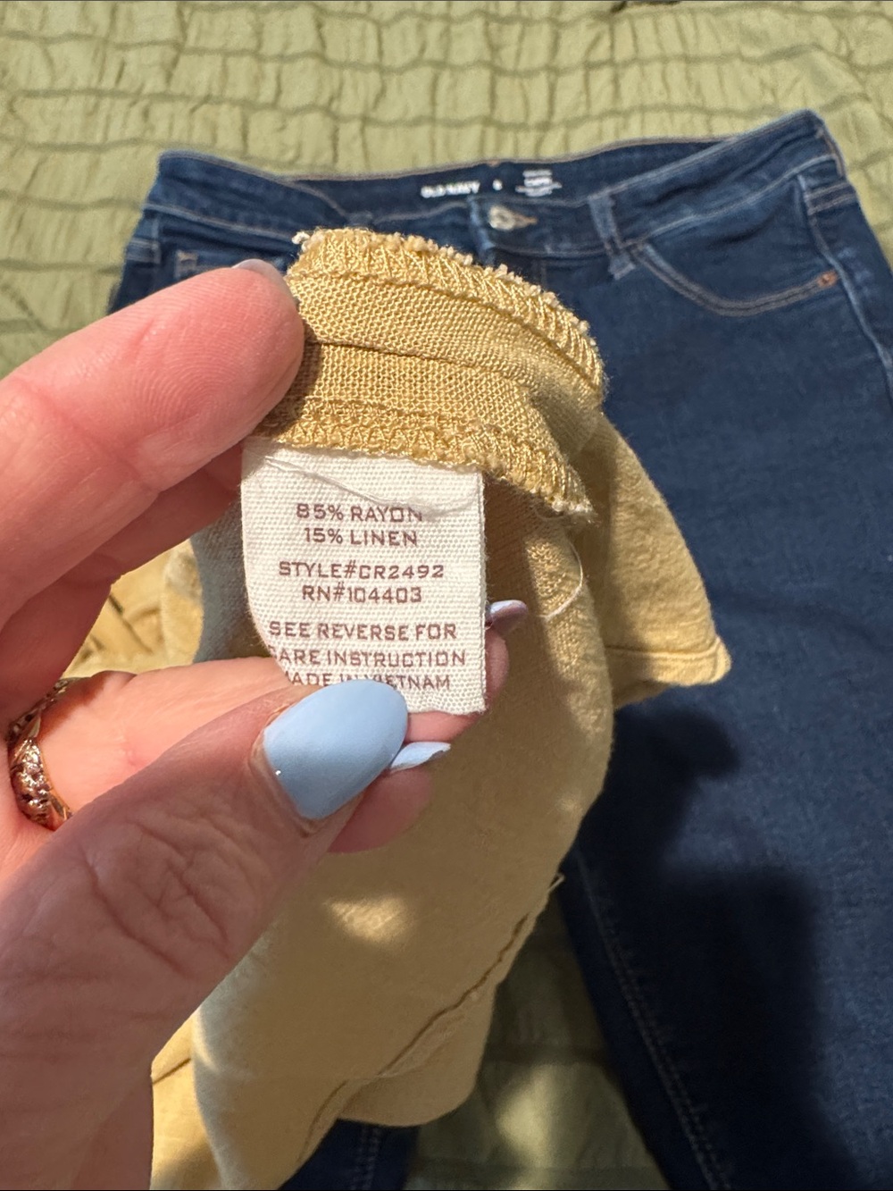 Old Navy Capri jeans with top! - Picture 4 of 8